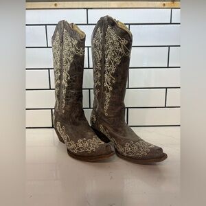 Brown Embroidered Western Boots